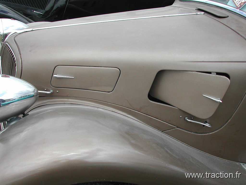 2014_Madine (106).JPG - 29ème Retro Meus'Auto au Lac de Madine, Citroen Traction 11B